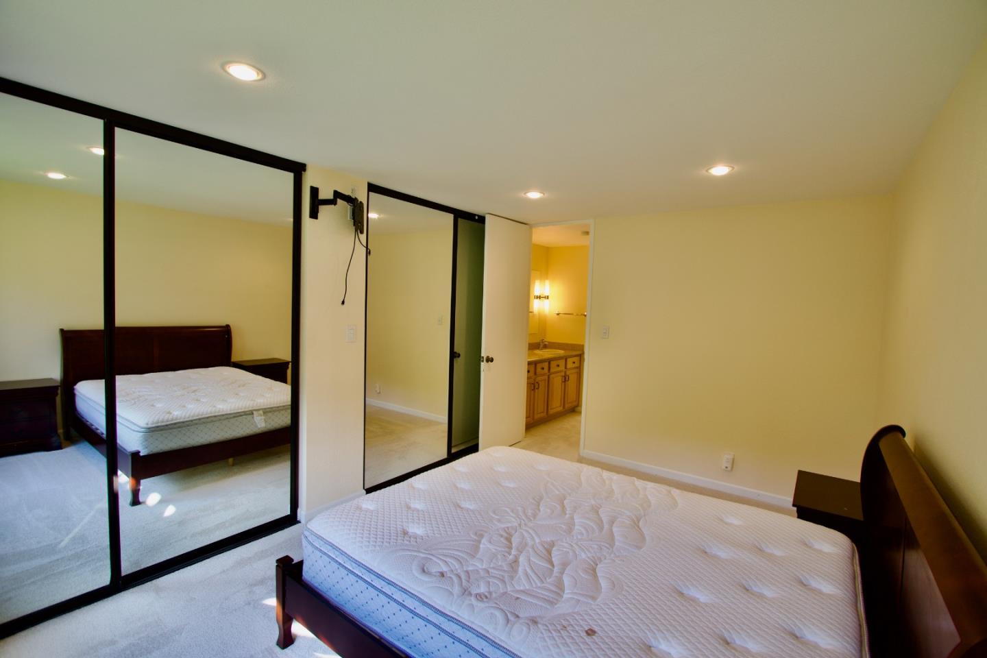 Detail Gallery Image 29 of 42 For 7203 Shelter Creek Ln, San Bruno,  CA 94066 - 1 Beds | 1 Baths