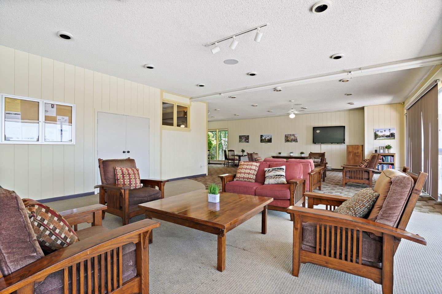 Detail Gallery Image 33 of 42 For 7203 Shelter Creek Ln, San Bruno,  CA 94066 - 1 Beds | 1 Baths