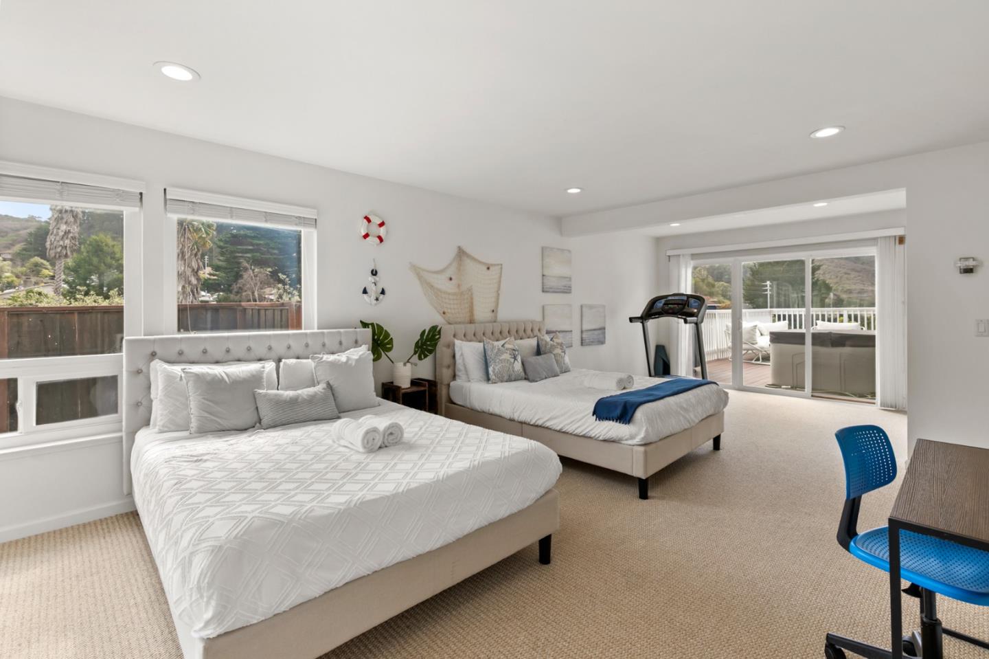 Detail Gallery Image 21 of 33 For 1 Sequoia Way, Pacifica,  CA 94044 - 4 Beds | 3 Baths