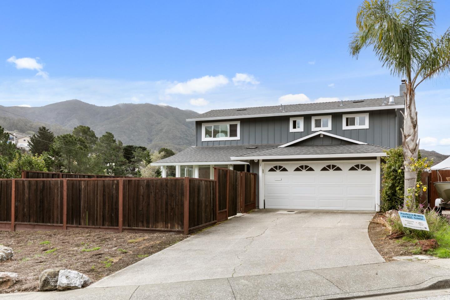 Detail Gallery Image 3 of 33 For 1 Sequoia Way, Pacifica,  CA 94044 - 4 Beds | 3 Baths
