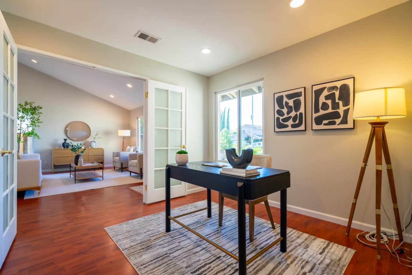 Detail Gallery Image 6 of 22 For 486 Fontanelle Ct, San Jose,  CA 95111 - 4 Beds | 2 Baths