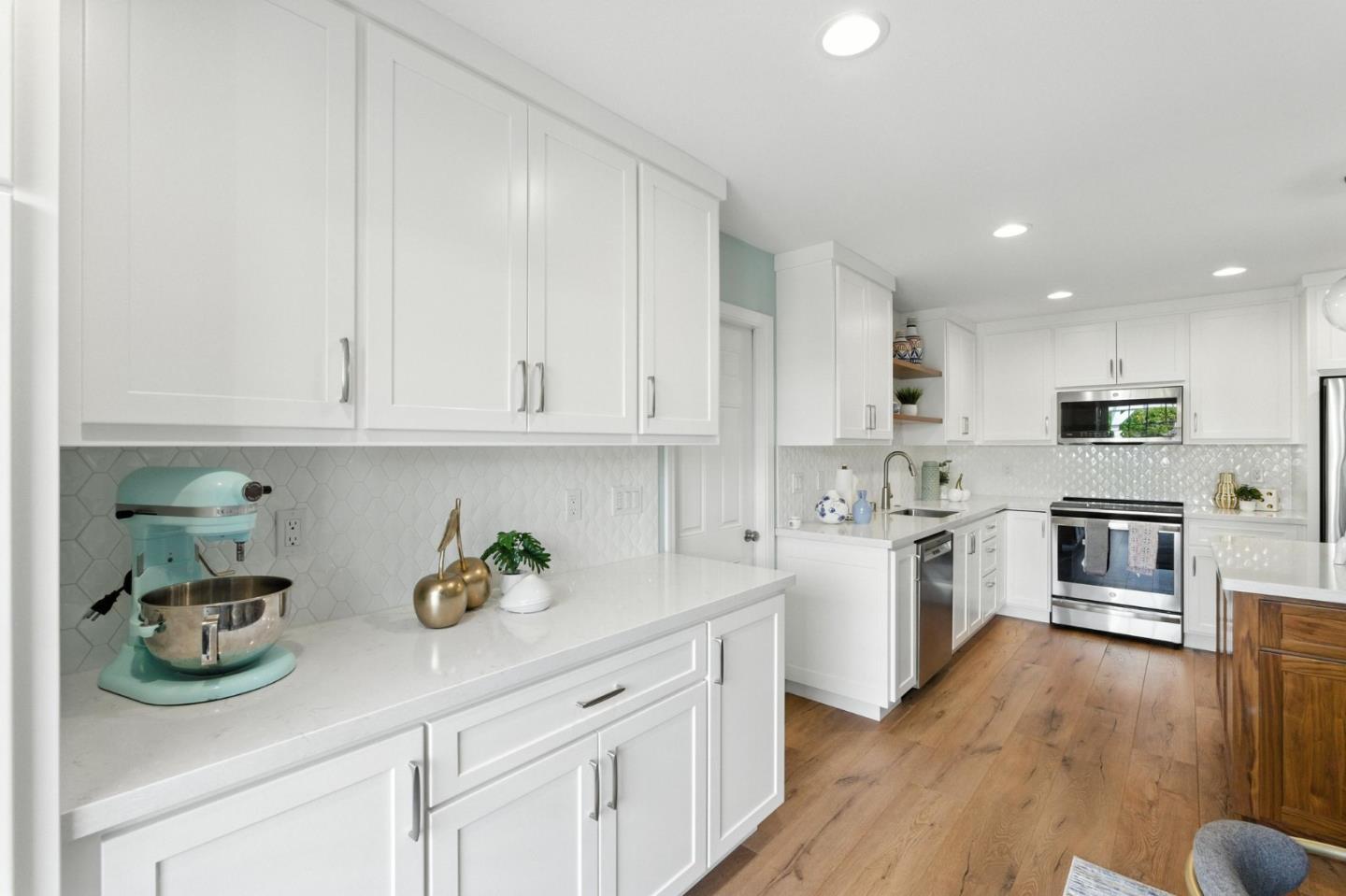 Detail Gallery Image 10 of 34 For 36057 Brandywine St, Newark,  CA 94560 - 3 Beds | 2 Baths