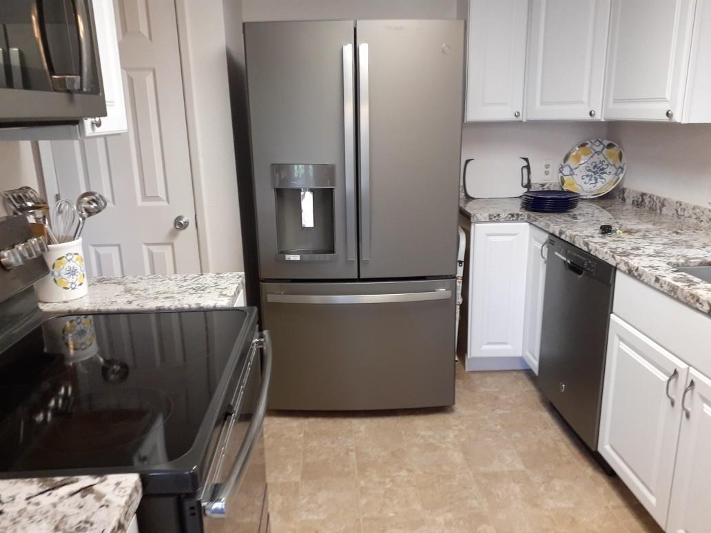 Detail Gallery Image 8 of 26 For 3701 Colonial Dr #139,  Modesto,  CA 95356 - 1 Beds | 1/1 Baths