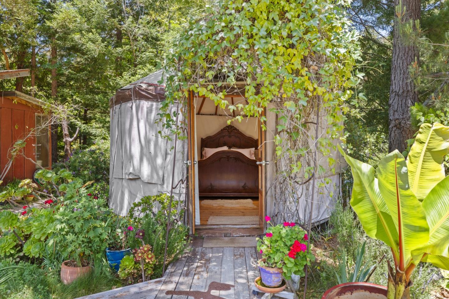 Detail Gallery Image 22 of 54 For 38109 Palo Colorado Rd, Carmel,  CA 93923 - 1 Beds | 1 Baths