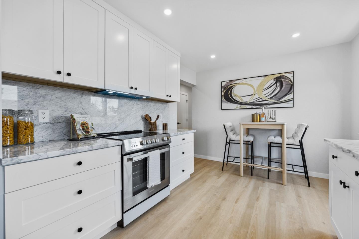 Detail Gallery Image 22 of 41 For 239 Dennis Dr, Daly City,  CA 94015 - 3 Beds | 2 Baths