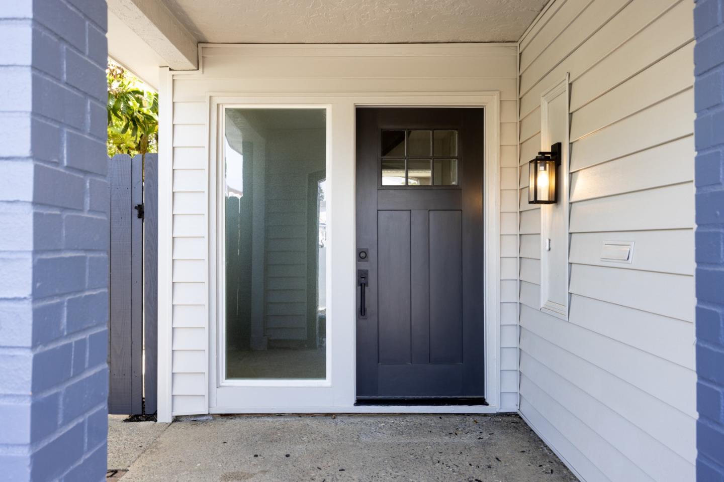 Detail Gallery Image 4 of 41 For 239 Dennis Dr, Daly City,  CA 94015 - 3 Beds | 2 Baths