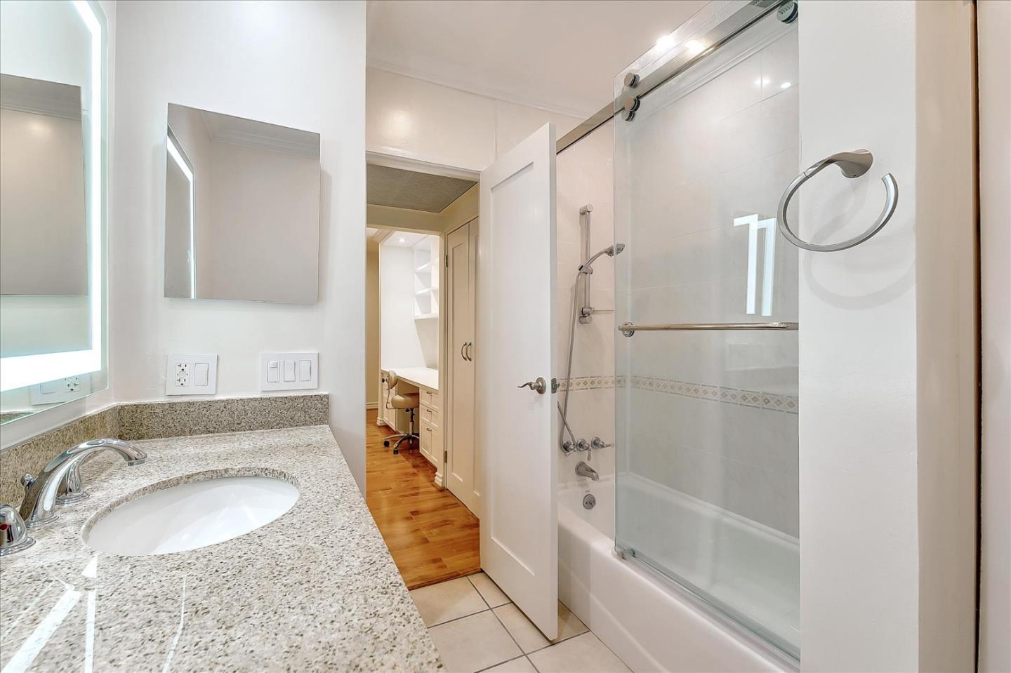 Detail Gallery Image 27 of 35 For 1735 N Fuller Ave #221,  Los Angeles,  CA 90046 - 1 Beds | 1 Baths
