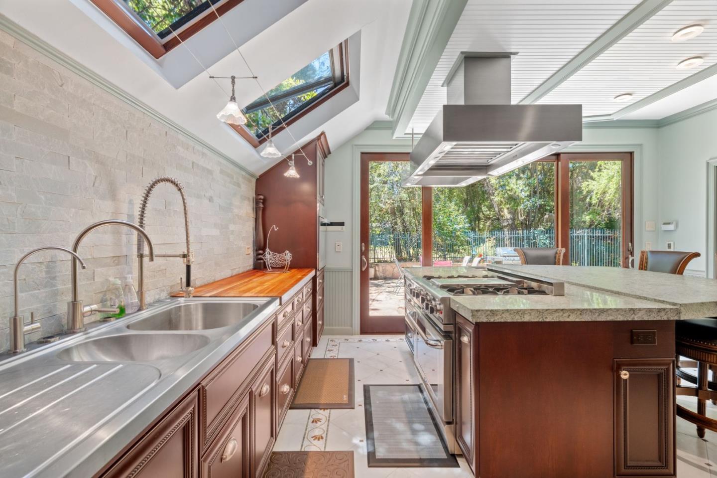 Detail Gallery Image 26 of 59 For 136 El Centro, Diablo,  CA 94528 - 2 Beds | 2/1 Baths