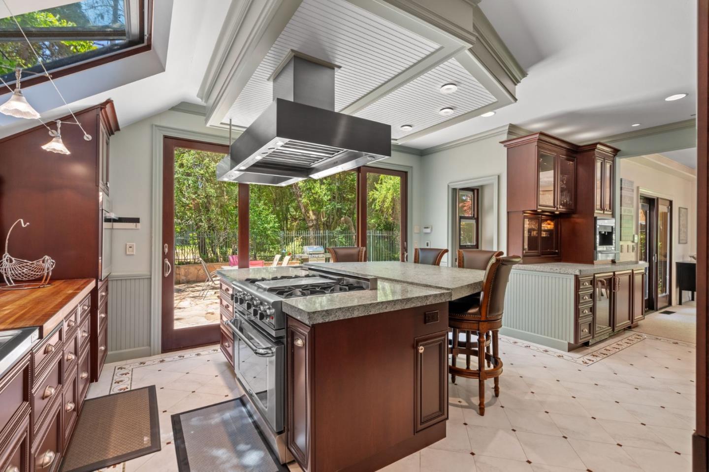 Detail Gallery Image 27 of 59 For 136 El Centro, Diablo,  CA 94528 - 2 Beds | 2/1 Baths