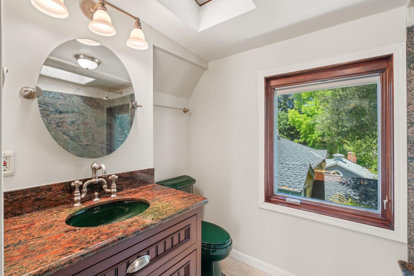 Detail Gallery Image 51 of 59 For 136 El Centro, Diablo,  CA 94528 - 2 Beds | 2/1 Baths