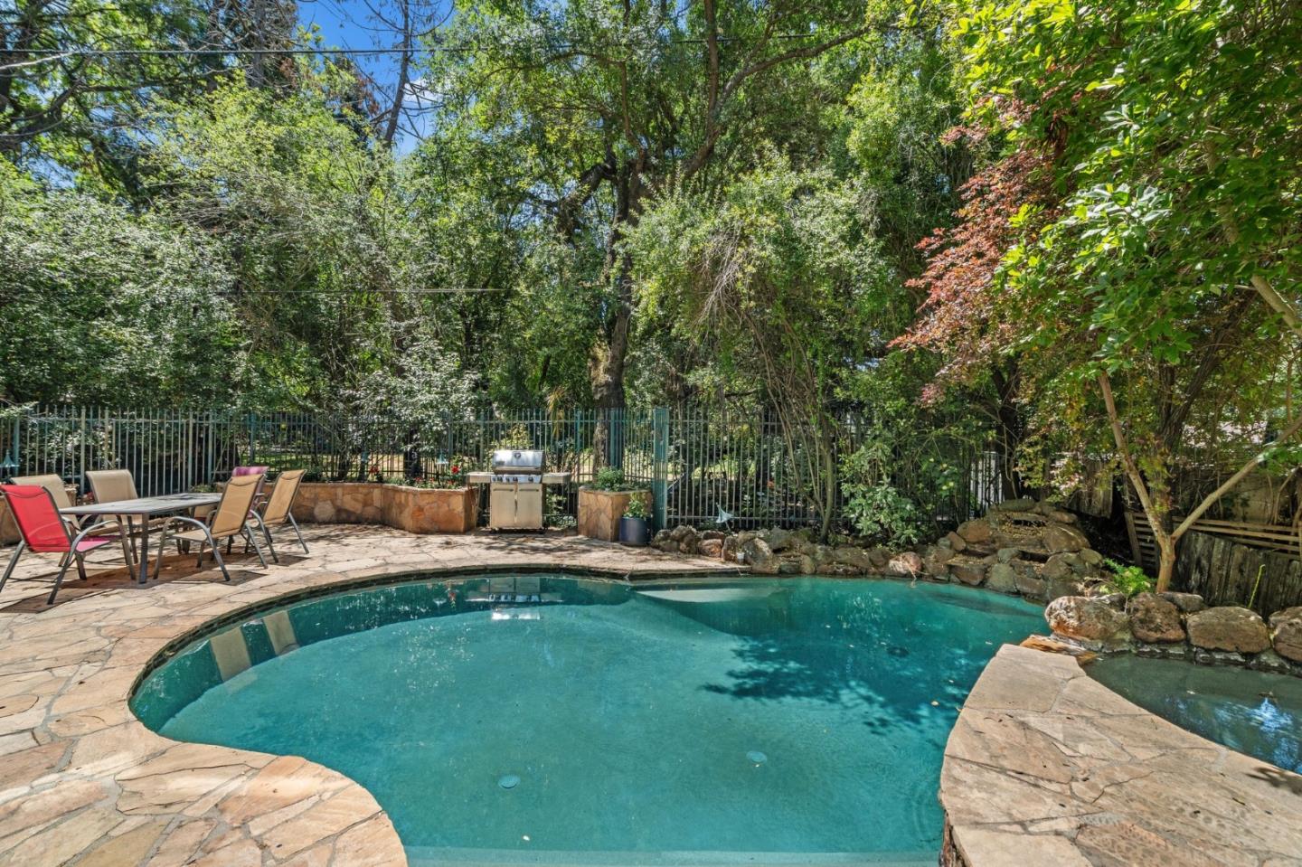 Detail Gallery Image 58 of 59 For 136 El Centro, Diablo,  CA 94528 - 2 Beds | 2/1 Baths