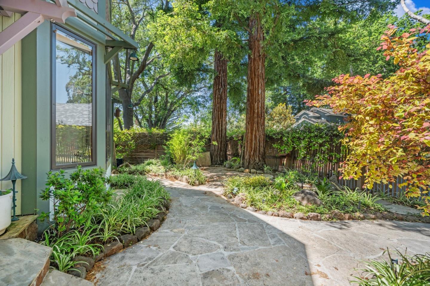 Detail Gallery Image 7 of 59 For 136 El Centro, Diablo,  CA 94528 - 2 Beds | 2/1 Baths
