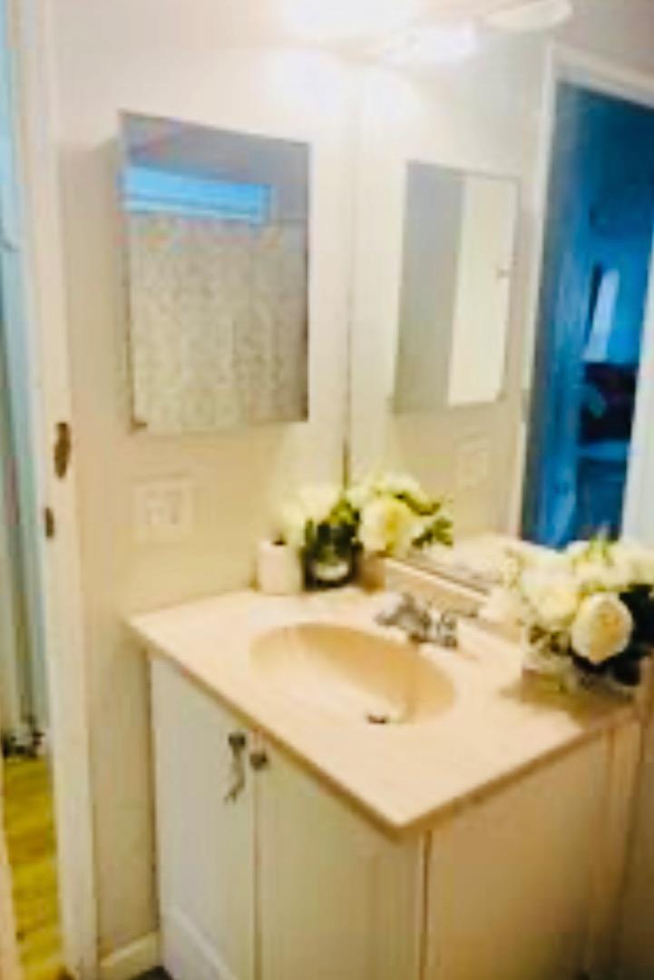 Detail Gallery Image 11 of 21 For 20 Russell Rd #134,  Salinas,  CA 93906 - 3 Beds | 2 Baths