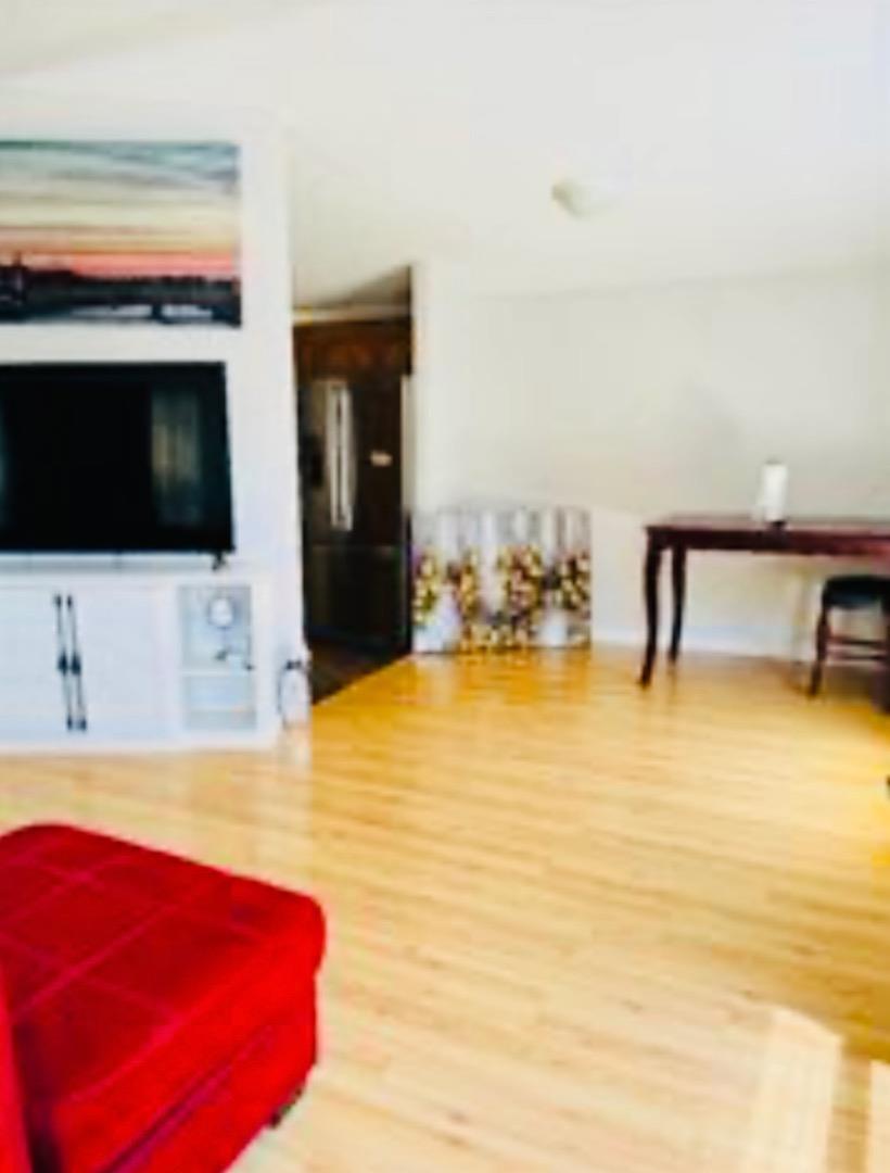Detail Gallery Image 5 of 21 For 20 Russell Rd #134,  Salinas,  CA 93906 - 3 Beds | 2 Baths