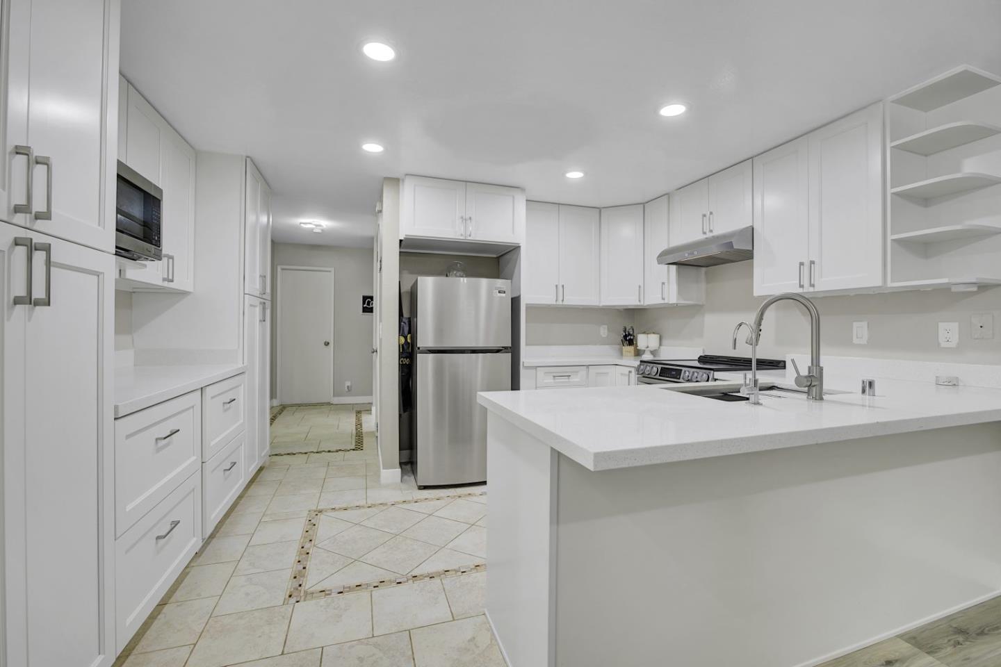 Detail Gallery Image 19 of 41 For 5391 Black Ave #1,  Pleasanton,  CA 94566 - 3 Beds | 2/1 Baths
