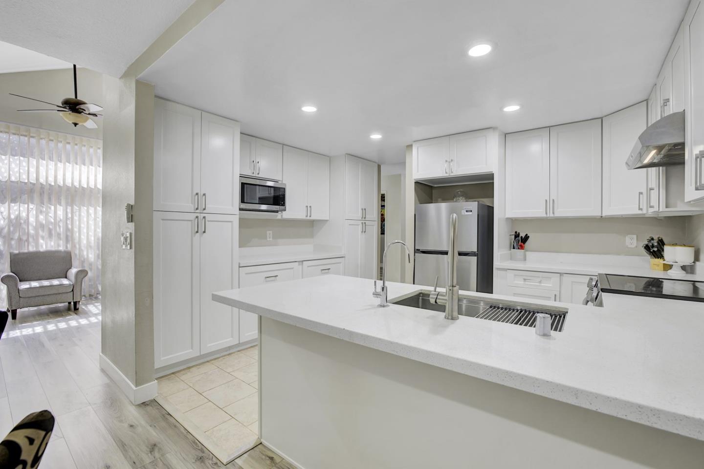 Detail Gallery Image 23 of 41 For 5391 Black Ave #1,  Pleasanton,  CA 94566 - 3 Beds | 2/1 Baths