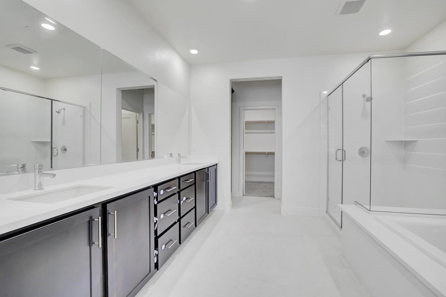 Detail Gallery Image 33 of 40 For 2606 Salinger Ave, Tracy,  CA 95377 - 4 Beds | 2/1 Baths
