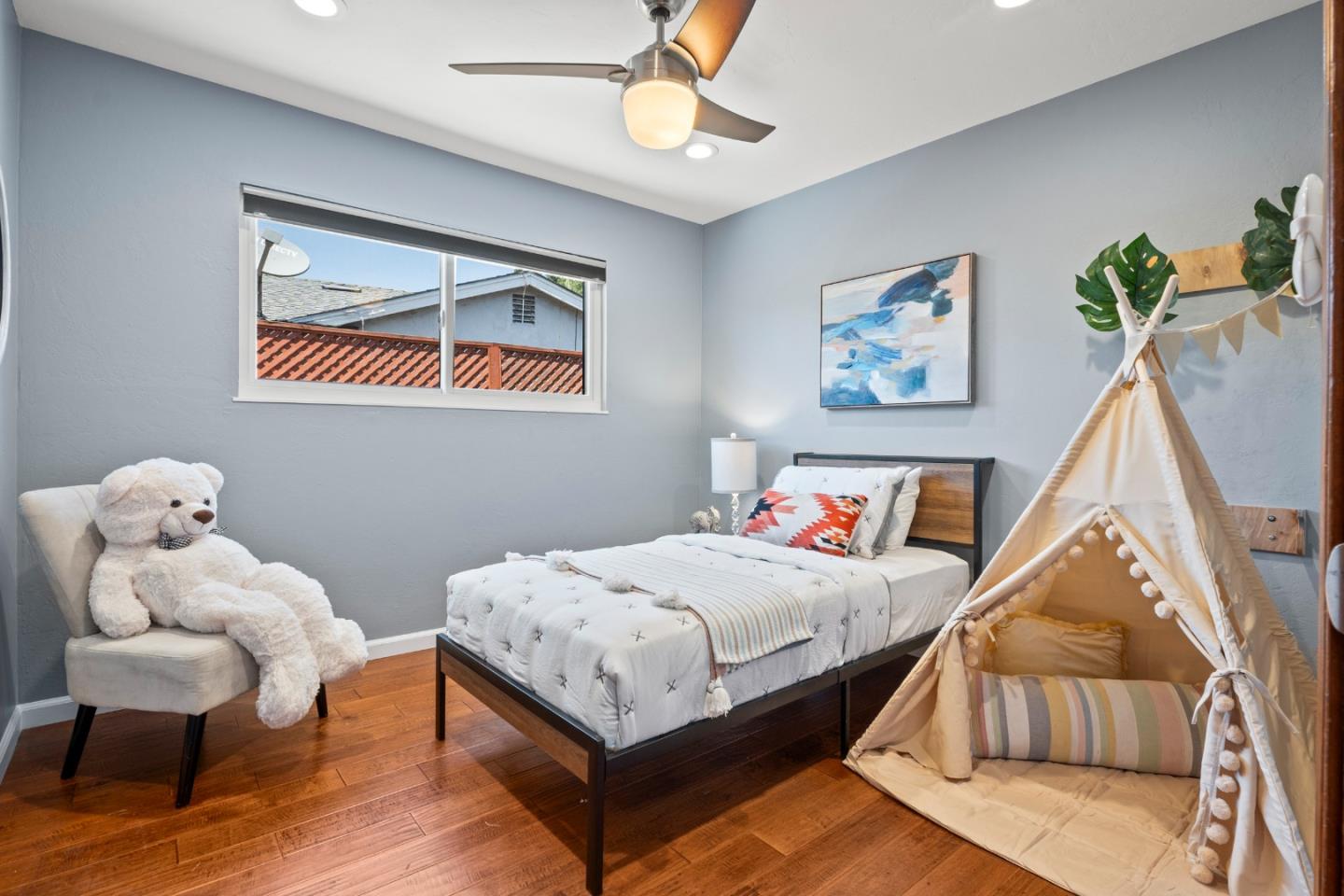 Detail Gallery Image 25 of 49 For 2544 Glenrio Dr, San Jose,  CA 95121 - 4 Beds | 4 Baths