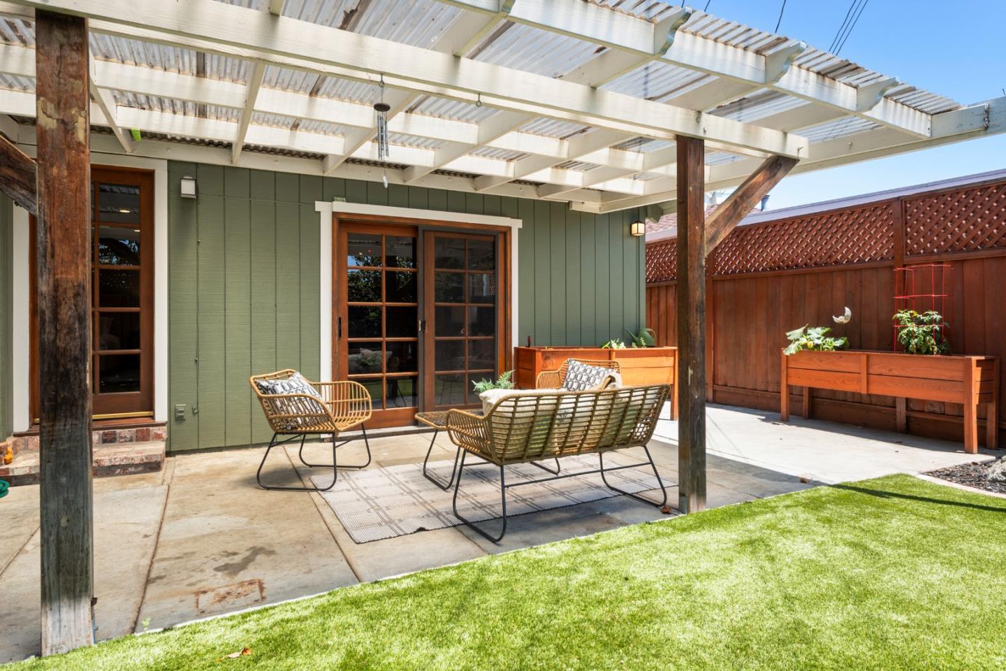 Detail Gallery Image 37 of 49 For 2544 Glenrio Dr, San Jose,  CA 95121 - 4 Beds | 4 Baths