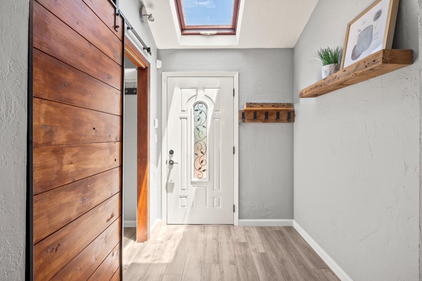 Detail Gallery Image 6 of 49 For 2544 Glenrio Dr, San Jose,  CA 95121 - 4 Beds | 4 Baths