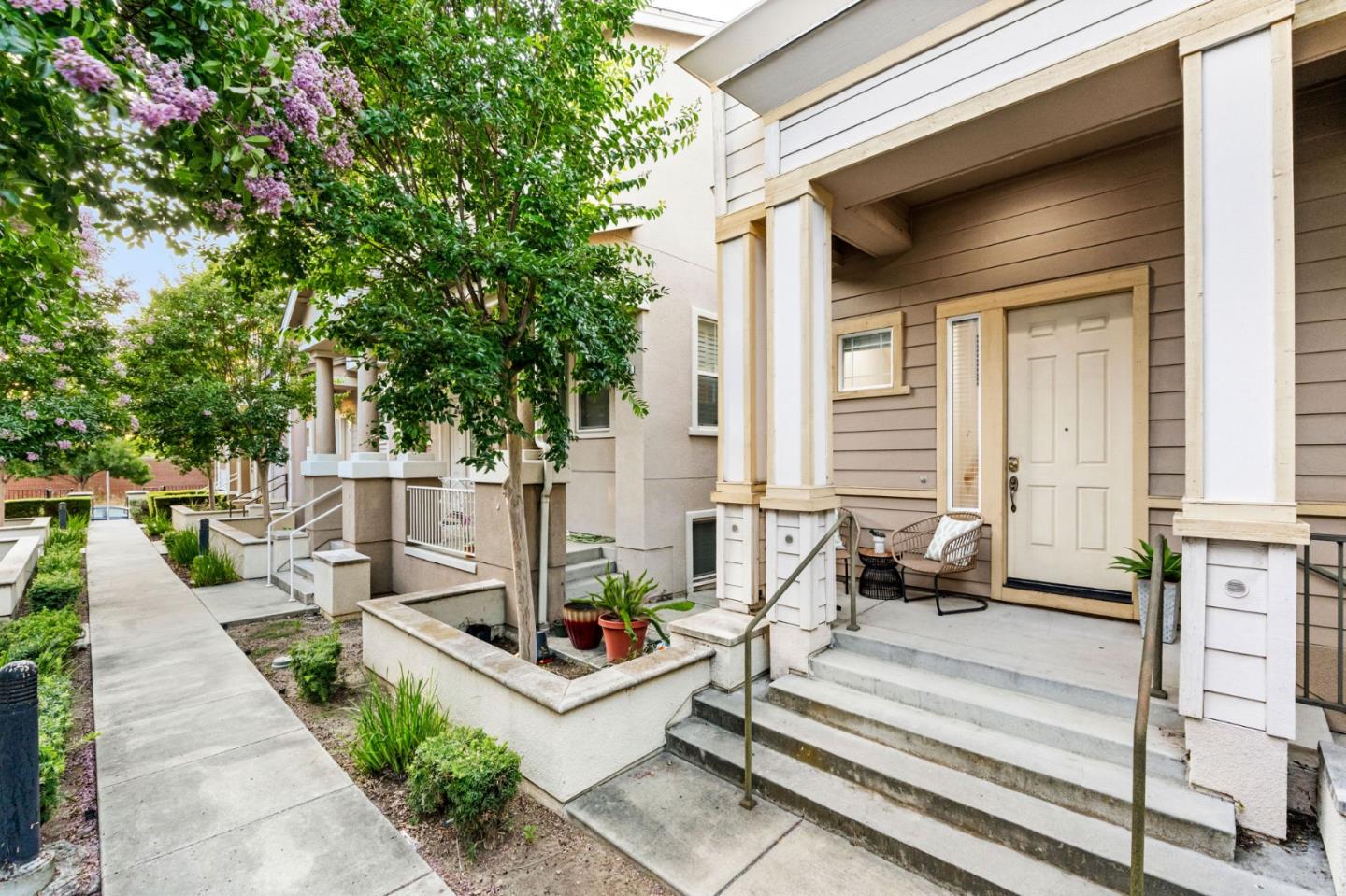 Detail Gallery Image 4 of 48 For 1626 Salamoni Ct, San Jose,  CA 95133 - 3 Beds | 2/1 Baths
