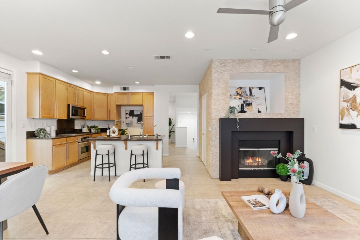 Detail Gallery Image 8 of 48 For 1626 Salamoni Ct, San Jose,  CA 95133 - 3 Beds | 2/1 Baths
