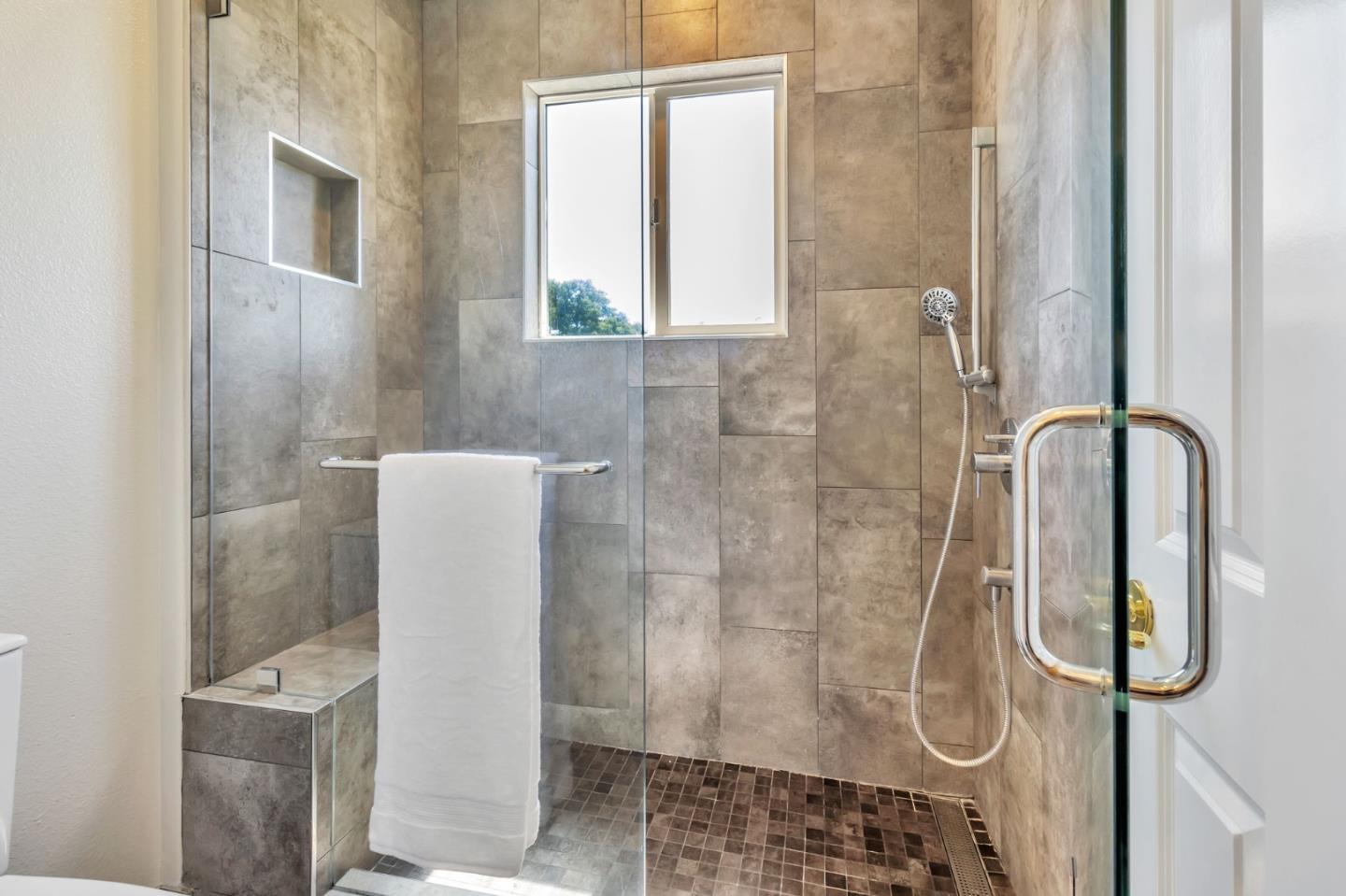 Detail Gallery Image 25 of 31 For 72 Cannery Cir, Campbell,  CA 95008 - 3 Beds | 2/1 Baths