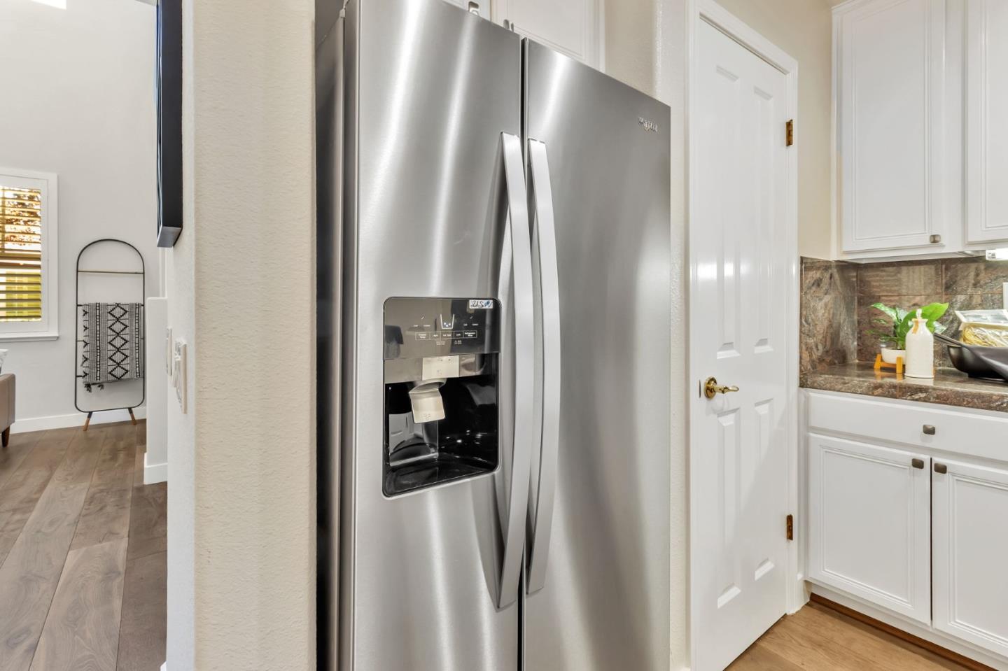Detail Gallery Image 9 of 31 For 72 Cannery Cir, Campbell,  CA 95008 - 3 Beds | 2/1 Baths