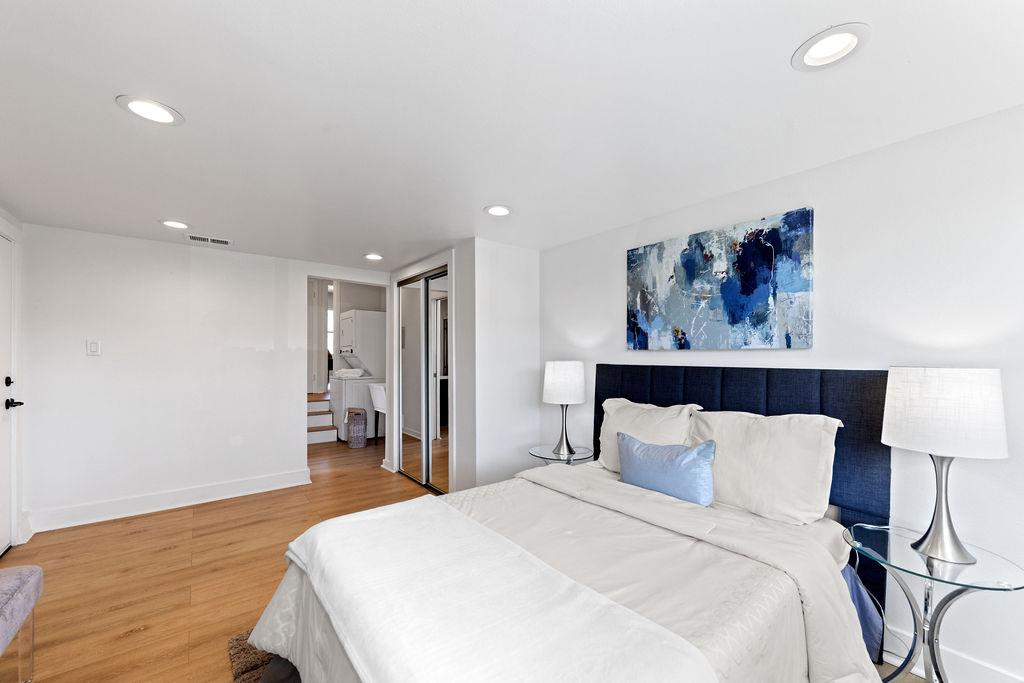Detail Gallery Image 25 of 72 For 1032 Toyon Dr, Burlingame,  CA 94010 - 4 Beds | 3 Baths