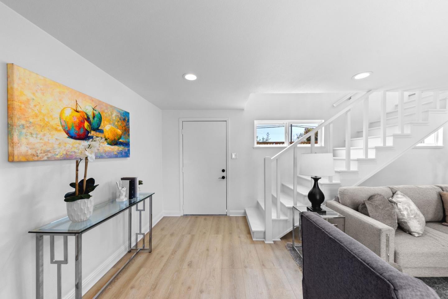 Detail Gallery Image 33 of 72 For 1032 Toyon Dr, Burlingame,  CA 94010 - 4 Beds | 3 Baths