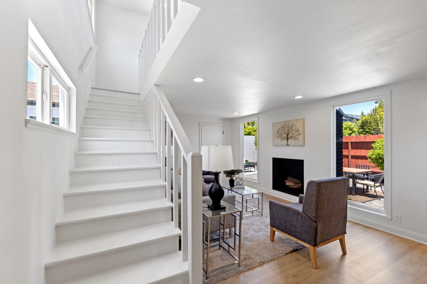 Detail Gallery Image 38 of 72 For 1032 Toyon Dr, Burlingame,  CA 94010 - 4 Beds | 3 Baths