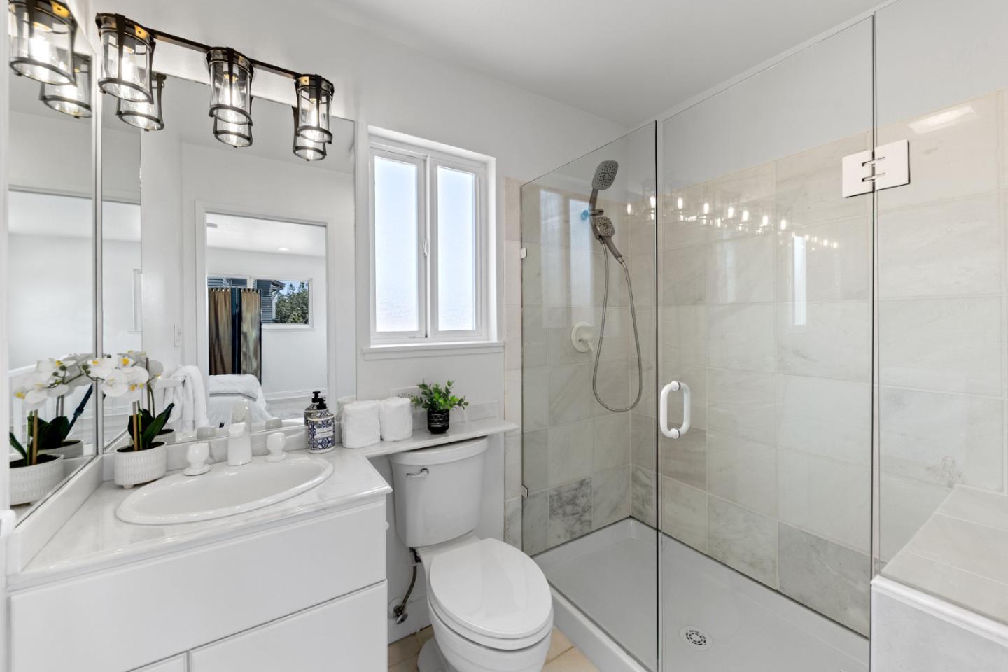 Detail Gallery Image 42 of 72 For 1032 Toyon Dr, Burlingame,  CA 94010 - 4 Beds | 3 Baths