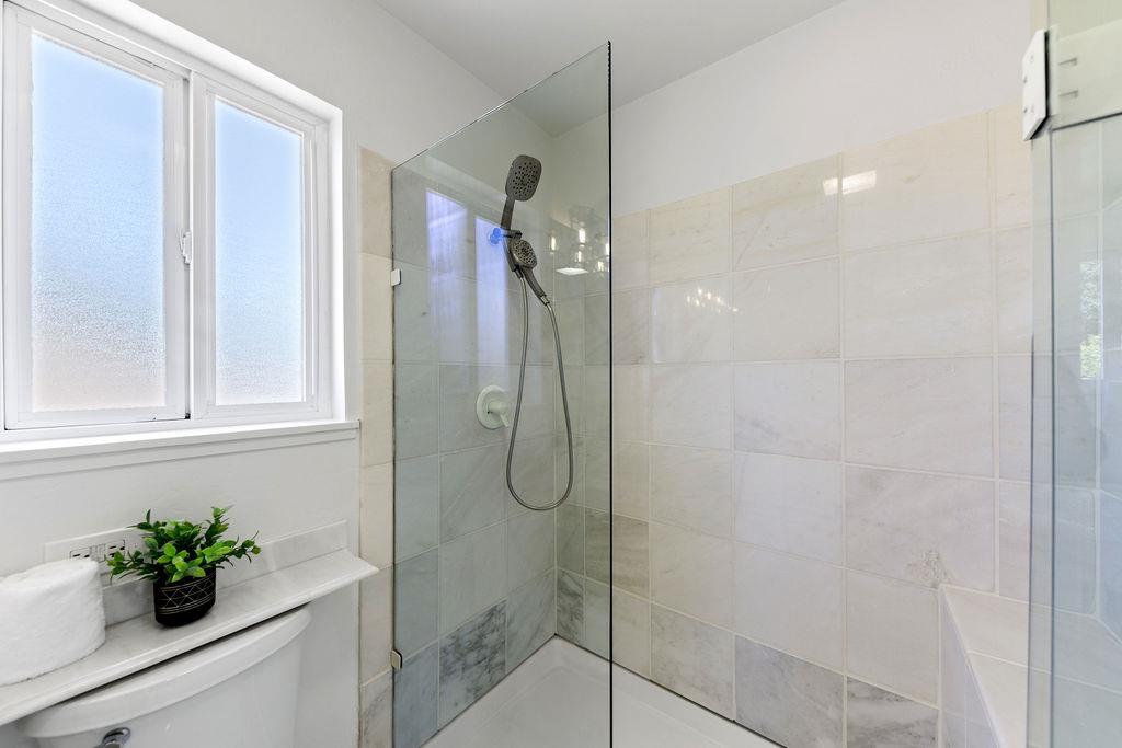 Detail Gallery Image 43 of 72 For 1032 Toyon Dr, Burlingame,  CA 94010 - 4 Beds | 3 Baths