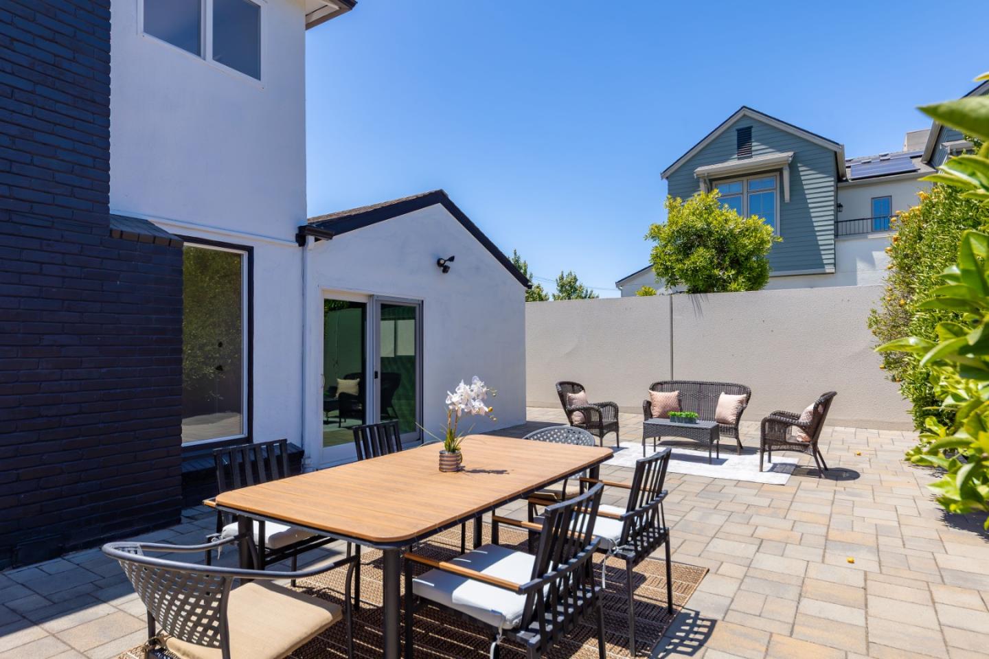 Detail Gallery Image 50 of 72 For 1032 Toyon Dr, Burlingame,  CA 94010 - 4 Beds | 3 Baths