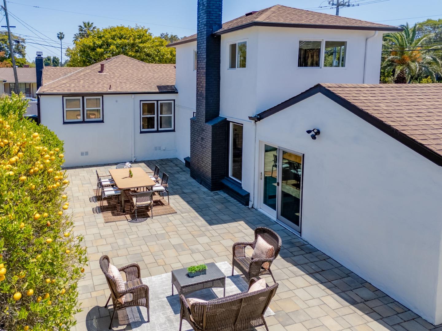 Detail Gallery Image 56 of 72 For 1032 Toyon Dr, Burlingame,  CA 94010 - 4 Beds | 3 Baths