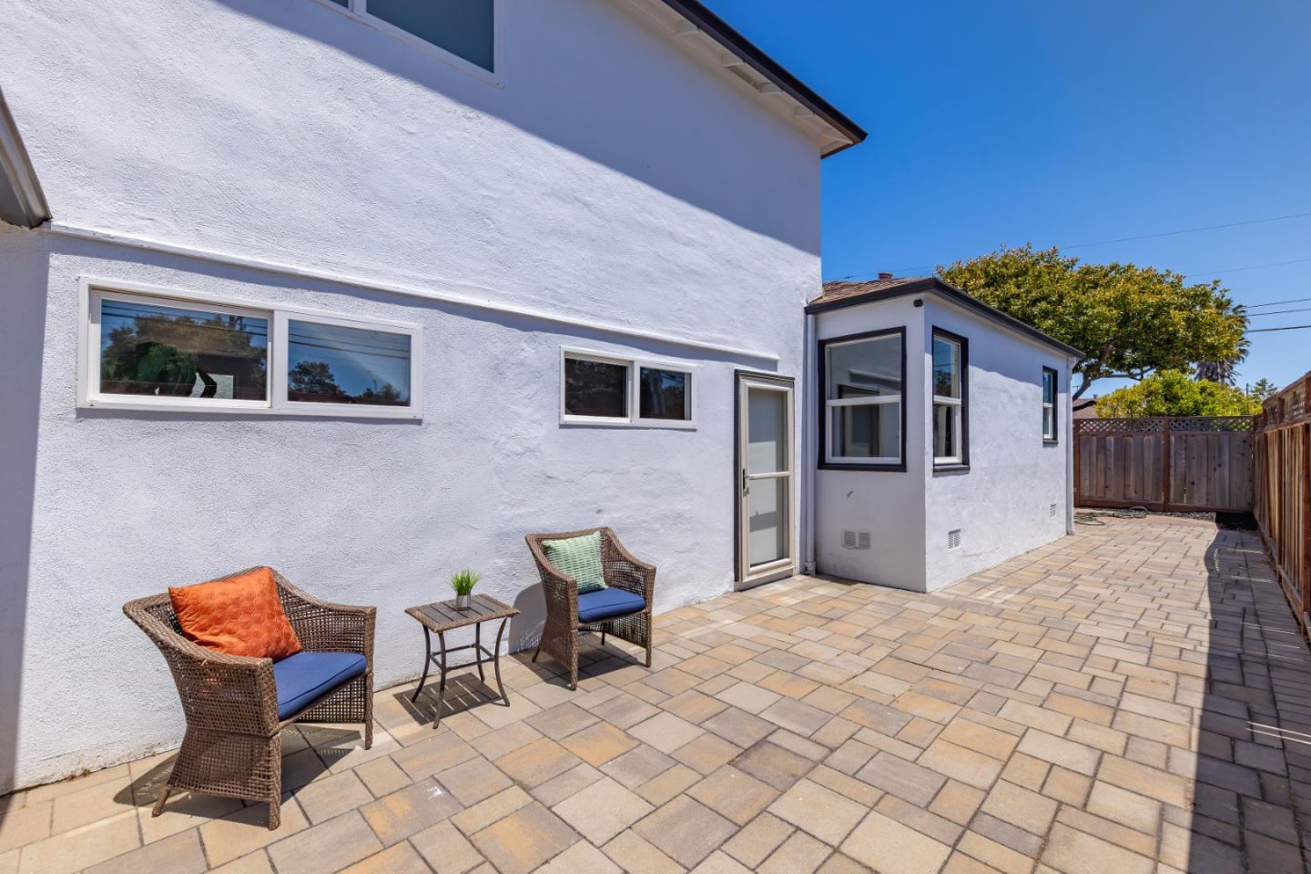 Detail Gallery Image 57 of 72 For 1032 Toyon Dr, Burlingame,  CA 94010 - 4 Beds | 3 Baths