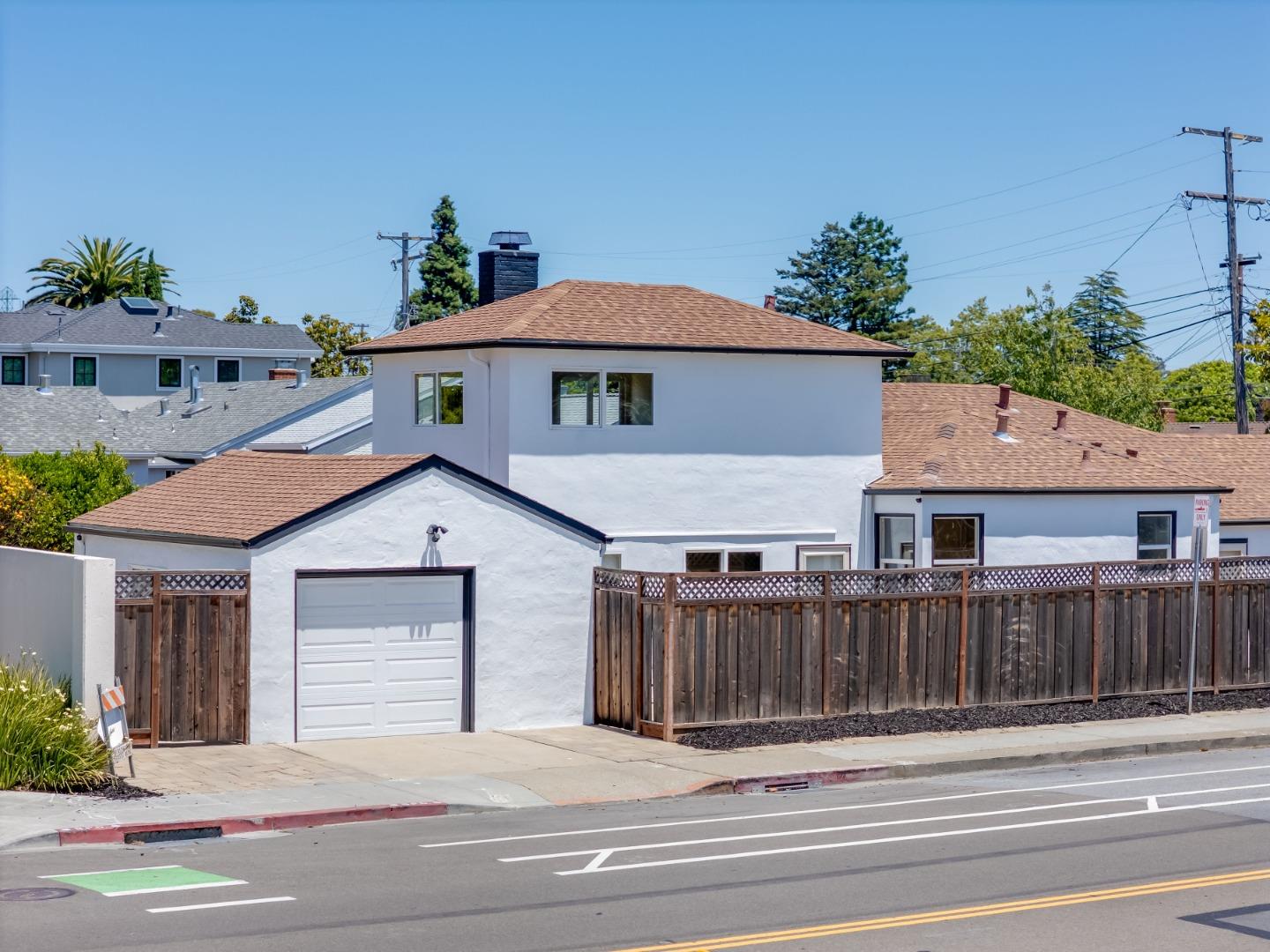 Detail Gallery Image 64 of 72 For 1032 Toyon Dr, Burlingame,  CA 94010 - 4 Beds | 3 Baths