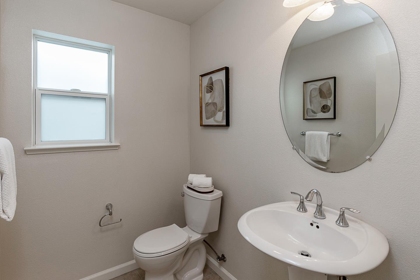 Detail Gallery Image 12 of 24 For 185 Hamwood Ter, Mountain View,  CA 94043 - 3 Beds | 3/1 Baths