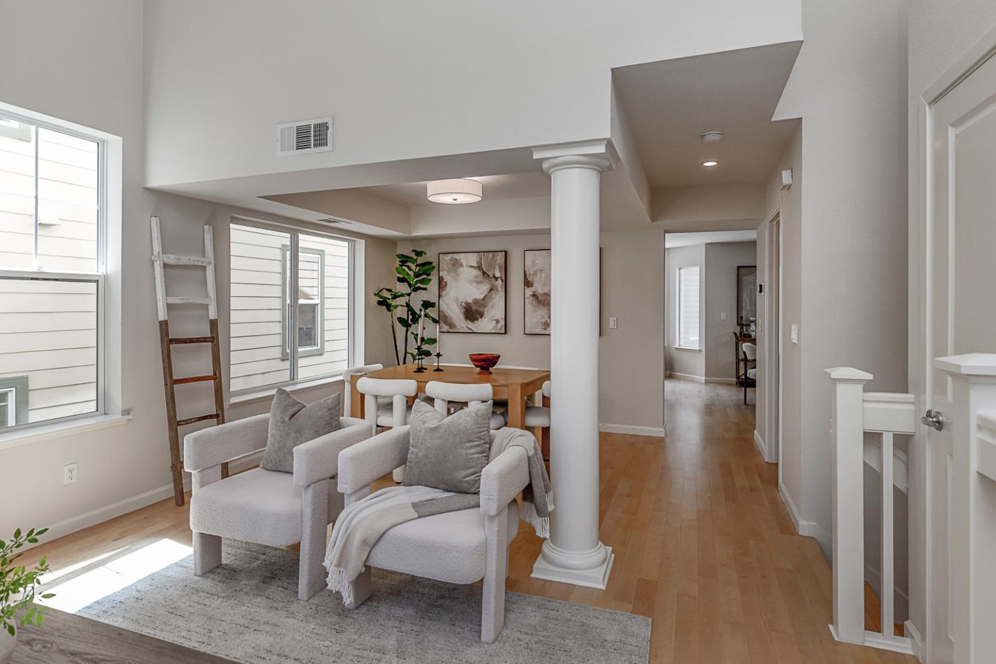Detail Gallery Image 6 of 24 For 185 Hamwood Ter, Mountain View,  CA 94043 - 3 Beds | 3/1 Baths