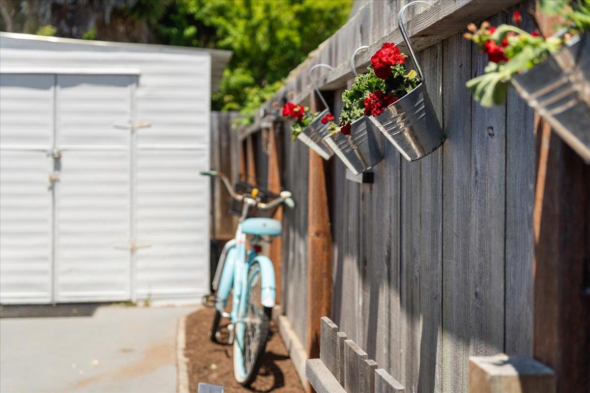 Detail Gallery Image 20 of 26 For 2355 Brommer #16,  Santa Cruz,  CA 95062 - 2 Beds | 1 Baths