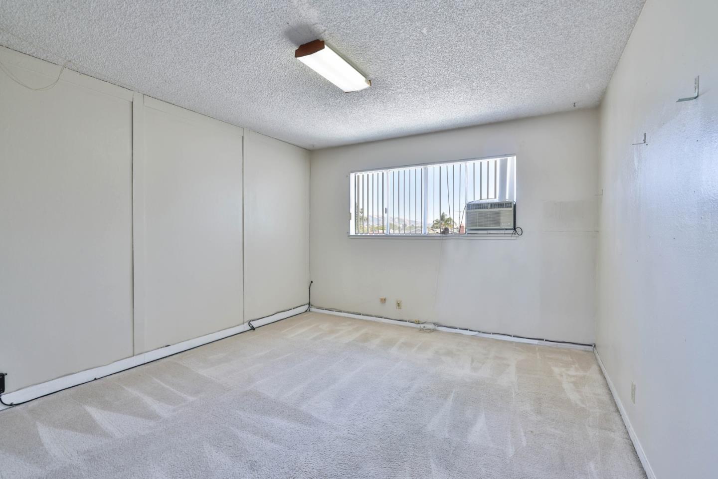Detail Gallery Image 11 of 23 For 1269 Holly Hill Dr, San Jose,  CA 95122 - 4 Beds | 2/1 Baths