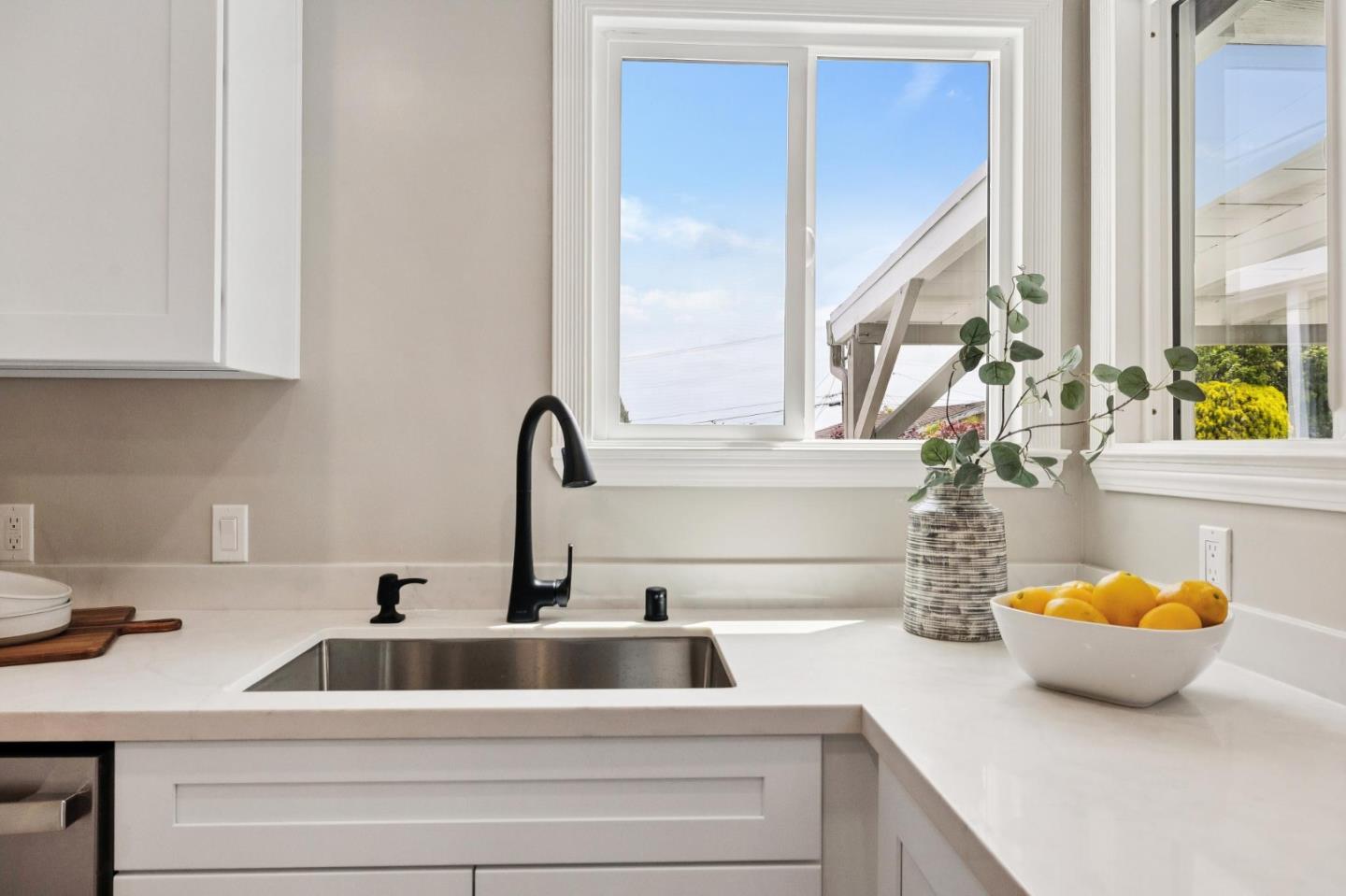 Detail Gallery Image 11 of 23 For 432 Cypress Ave, San Bruno,  CA 94066 - 2 Beds | 1 Baths