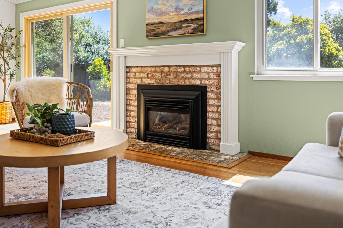 Detail Gallery Image 5 of 48 For 103 Calvin Pl, Santa Cruz,  CA 95060 - 4 Beds | 2 Baths
