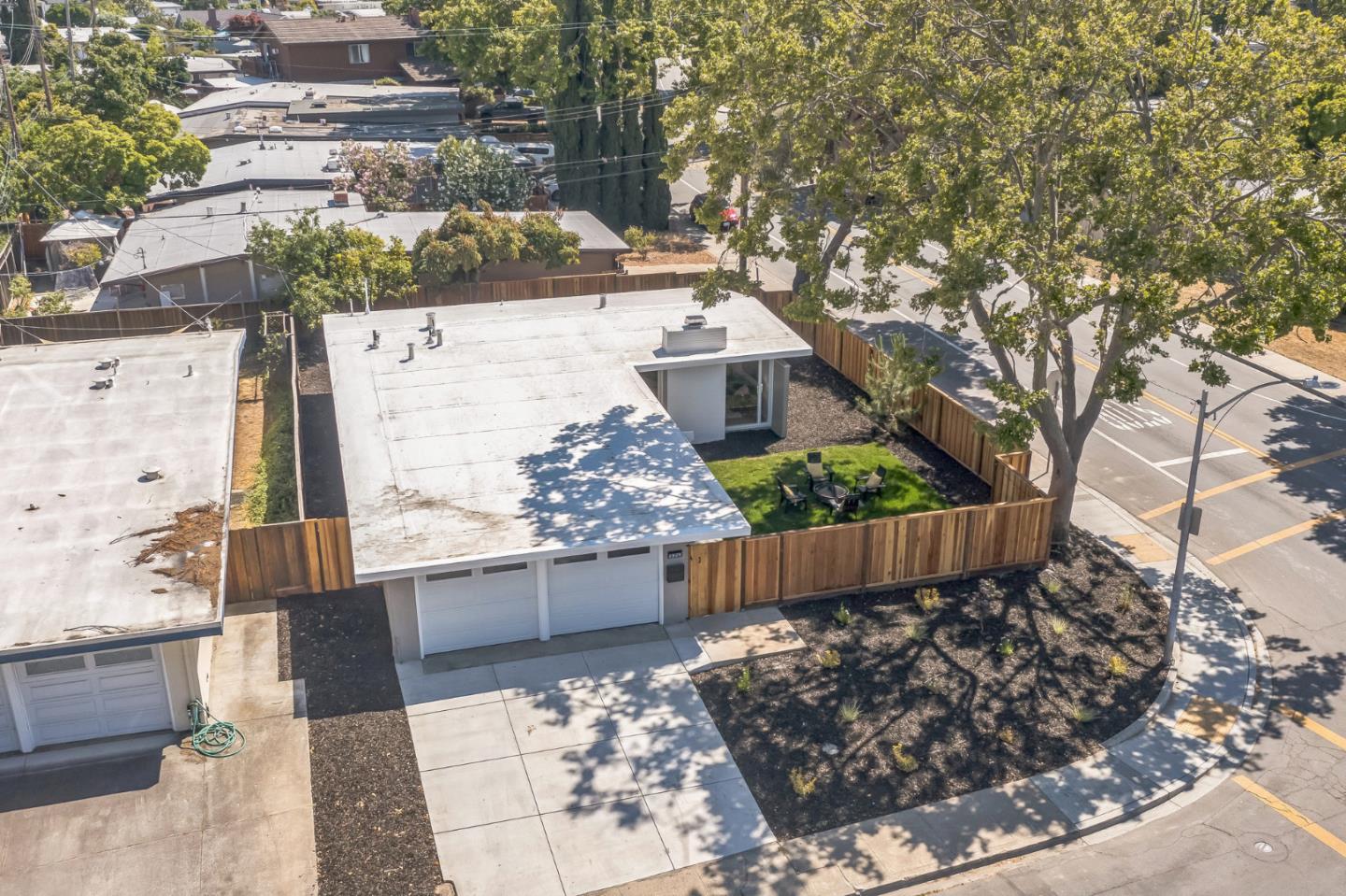 Detail Gallery Image 32 of 36 For 3050 Mauricia Ave, Santa Clara,  CA 95051 - 3 Beds | 2 Baths