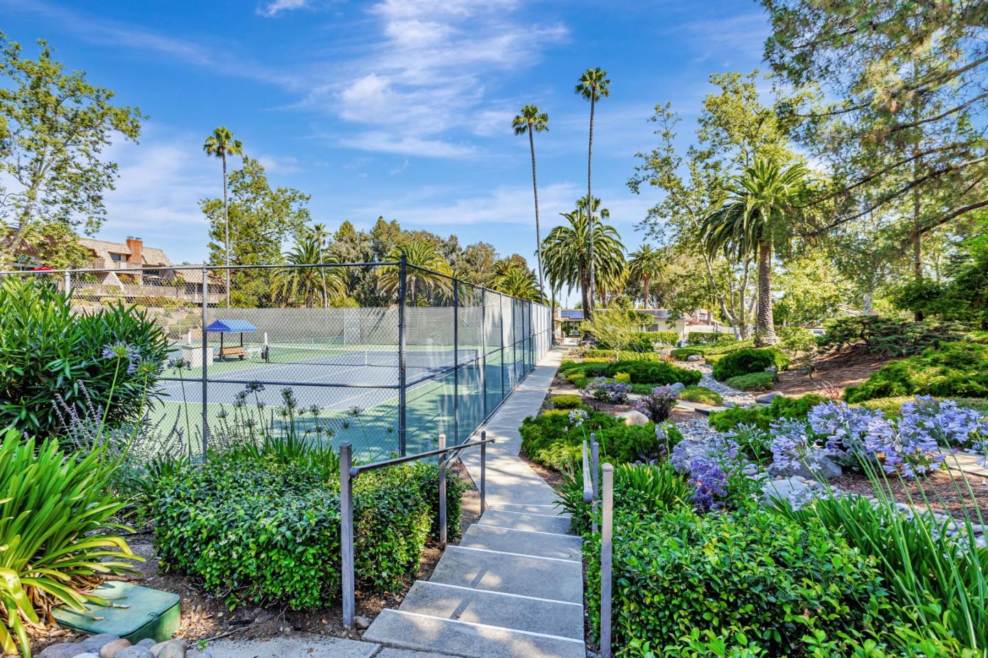 Detail Gallery Image 39 of 43 For 142 Calle Larga, Los Gatos,  CA 95032 - 3 Beds | 3 Baths