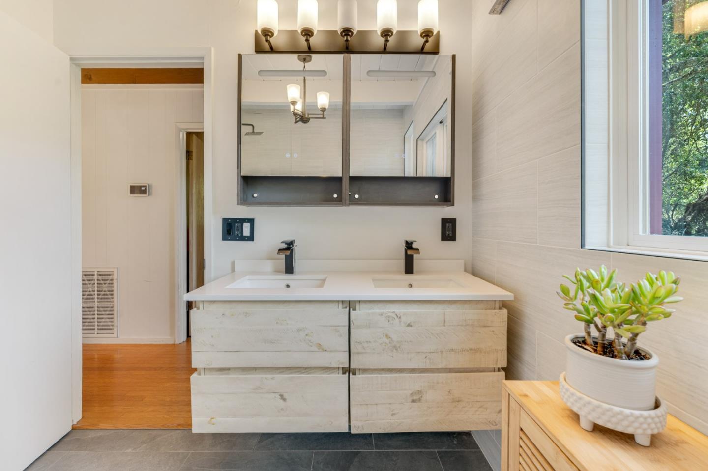 Detail Gallery Image 25 of 43 For 545 Debbie Ct, Boulder Creek,  CA 95006 - 3 Beds | 2 Baths