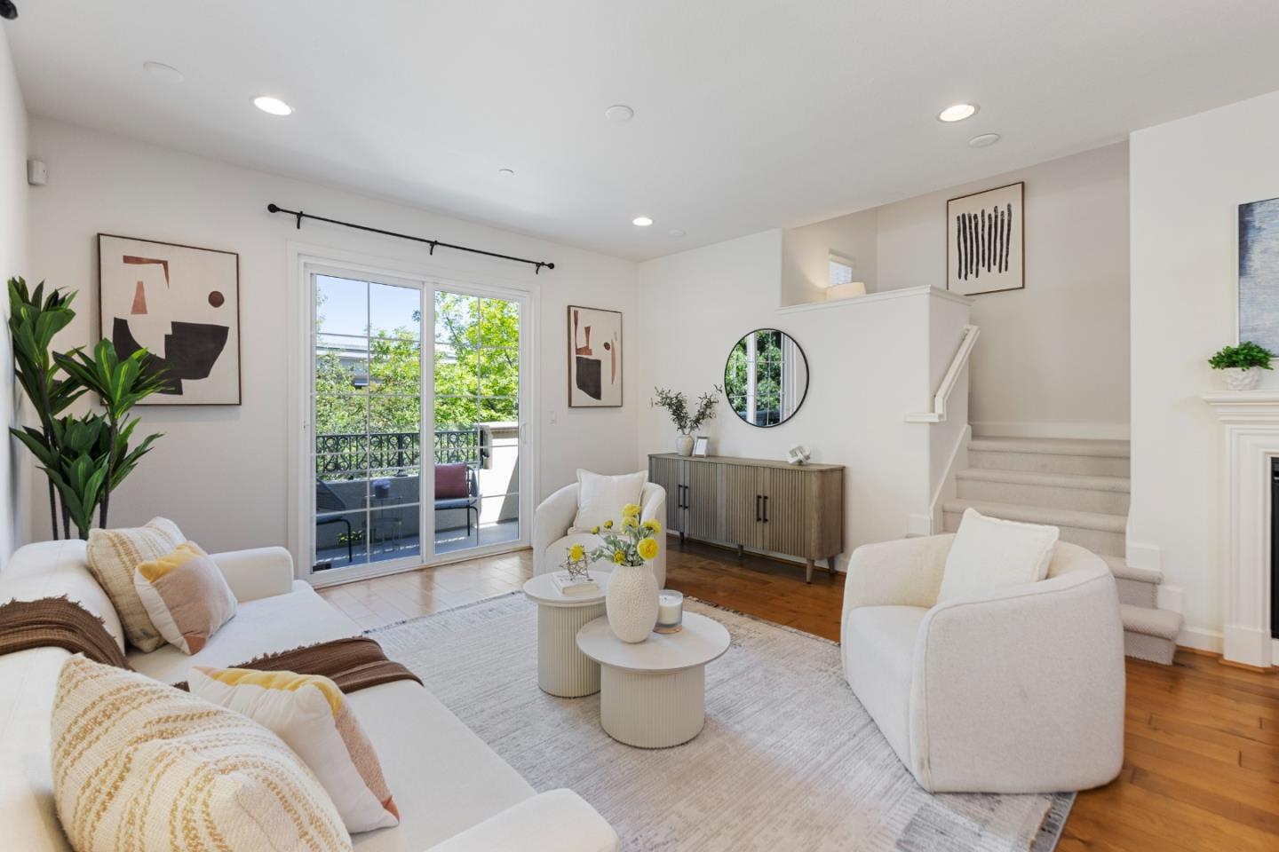 Detail Gallery Image 19 of 60 For 211 Okeefe Way, Mountain View,  CA 94041 - 3 Beds | 3/1 Baths