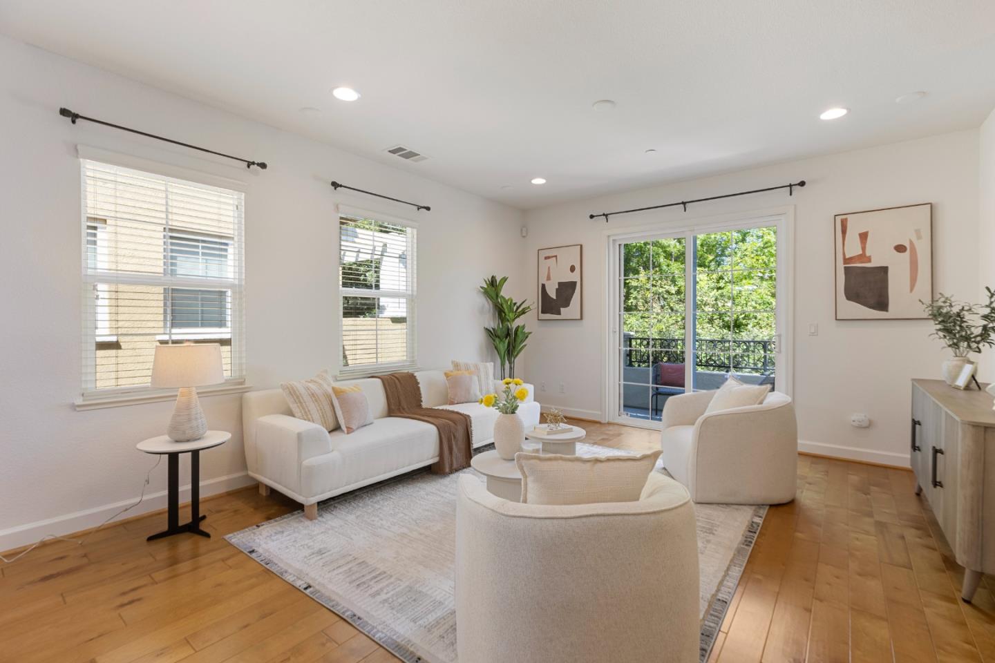 Detail Gallery Image 21 of 60 For 211 Okeefe Way, Mountain View,  CA 94041 - 3 Beds | 3/1 Baths