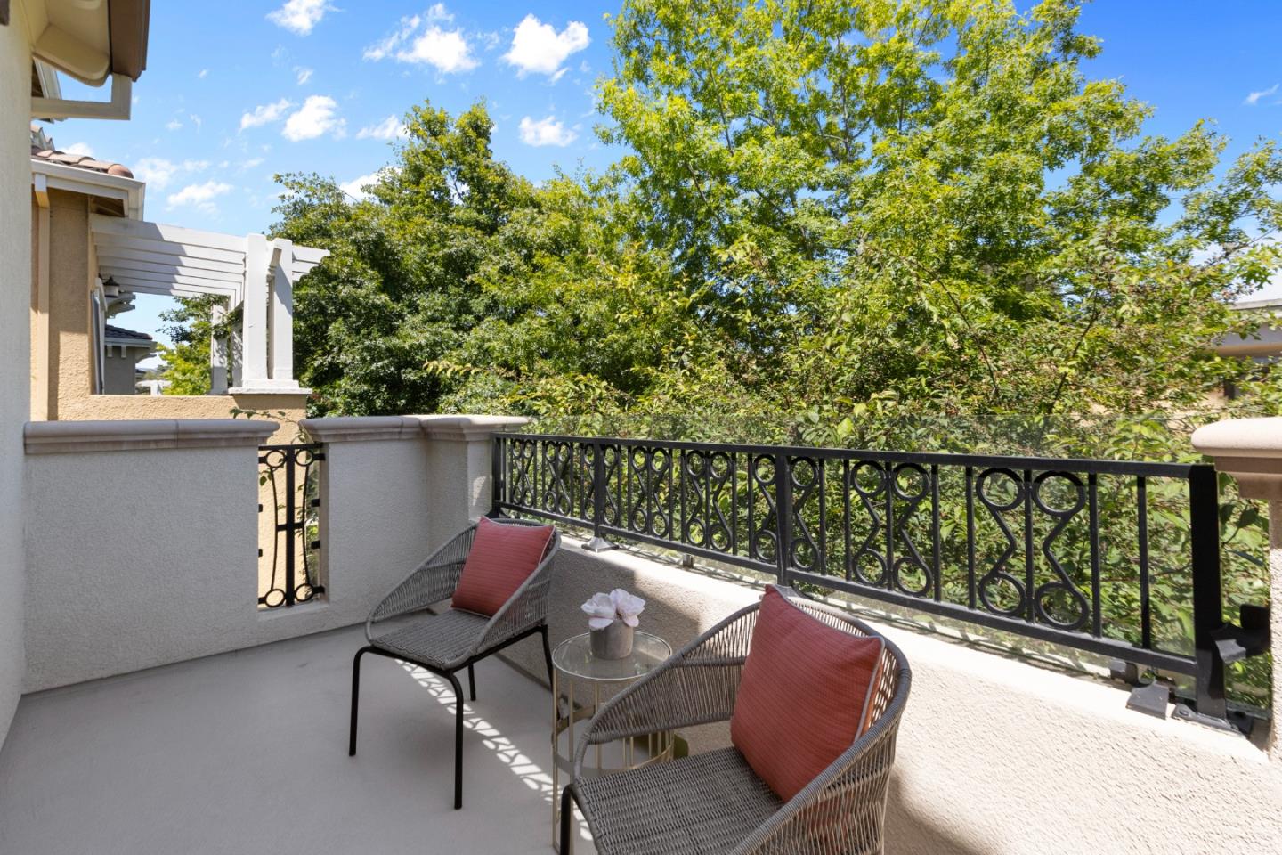 Detail Gallery Image 26 of 60 For 211 Okeefe Way, Mountain View,  CA 94041 - 3 Beds | 3/1 Baths