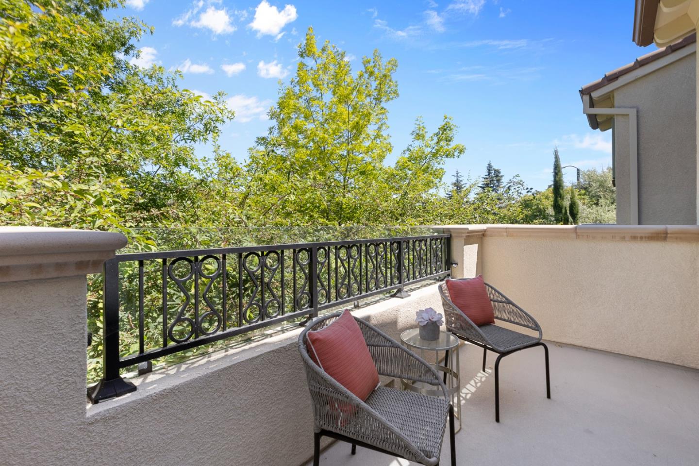 Detail Gallery Image 27 of 60 For 211 Okeefe Way, Mountain View,  CA 94041 - 3 Beds | 3/1 Baths